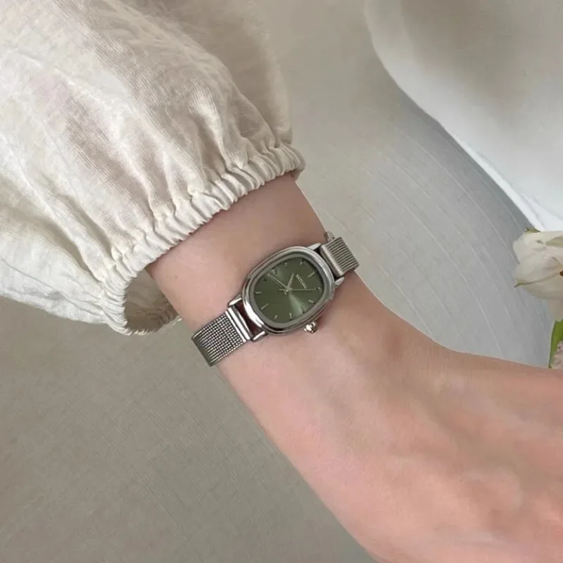 Minimalist Thin Watch - Mała owalna tarcza Zielony zegarek Proste
